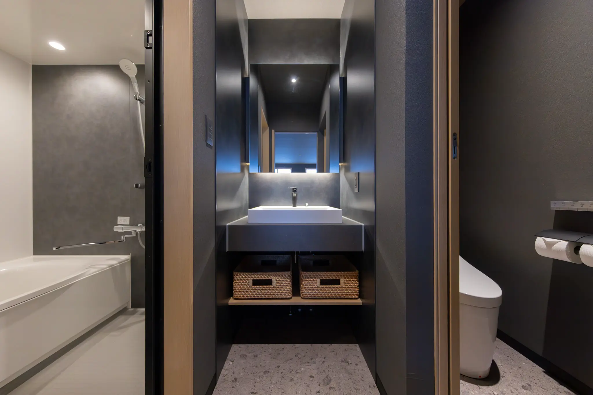 203 サムネイル 4