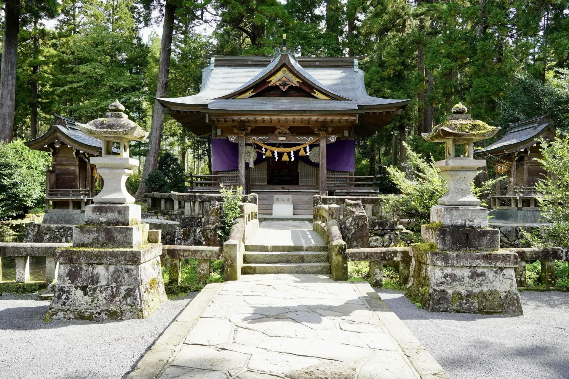 宇奈岐日女神社